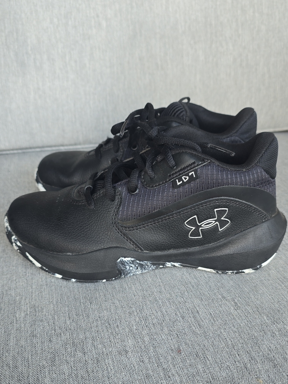 Under Armour Black Low-Top Training Sneakers